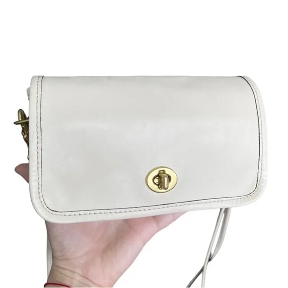 COACH Vintage Dinky Pouch Sling Back Off White/Ivory Crossbody Bag Rare - Picture 14 of 16
